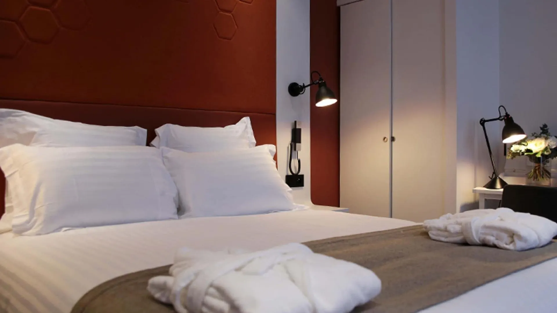 Vendome Saint-germain Hotel