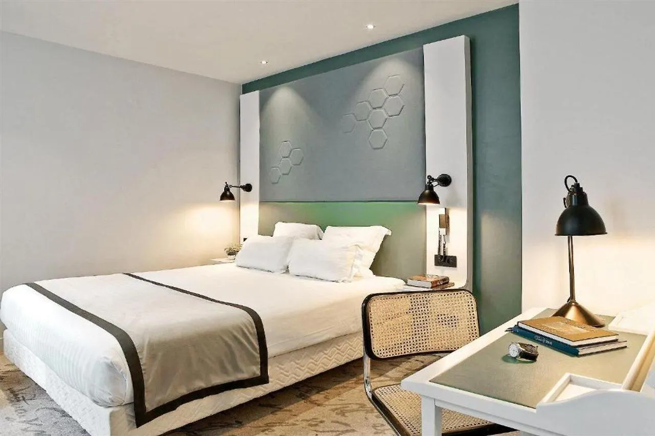 Отель Vendome Saint-germain 3*